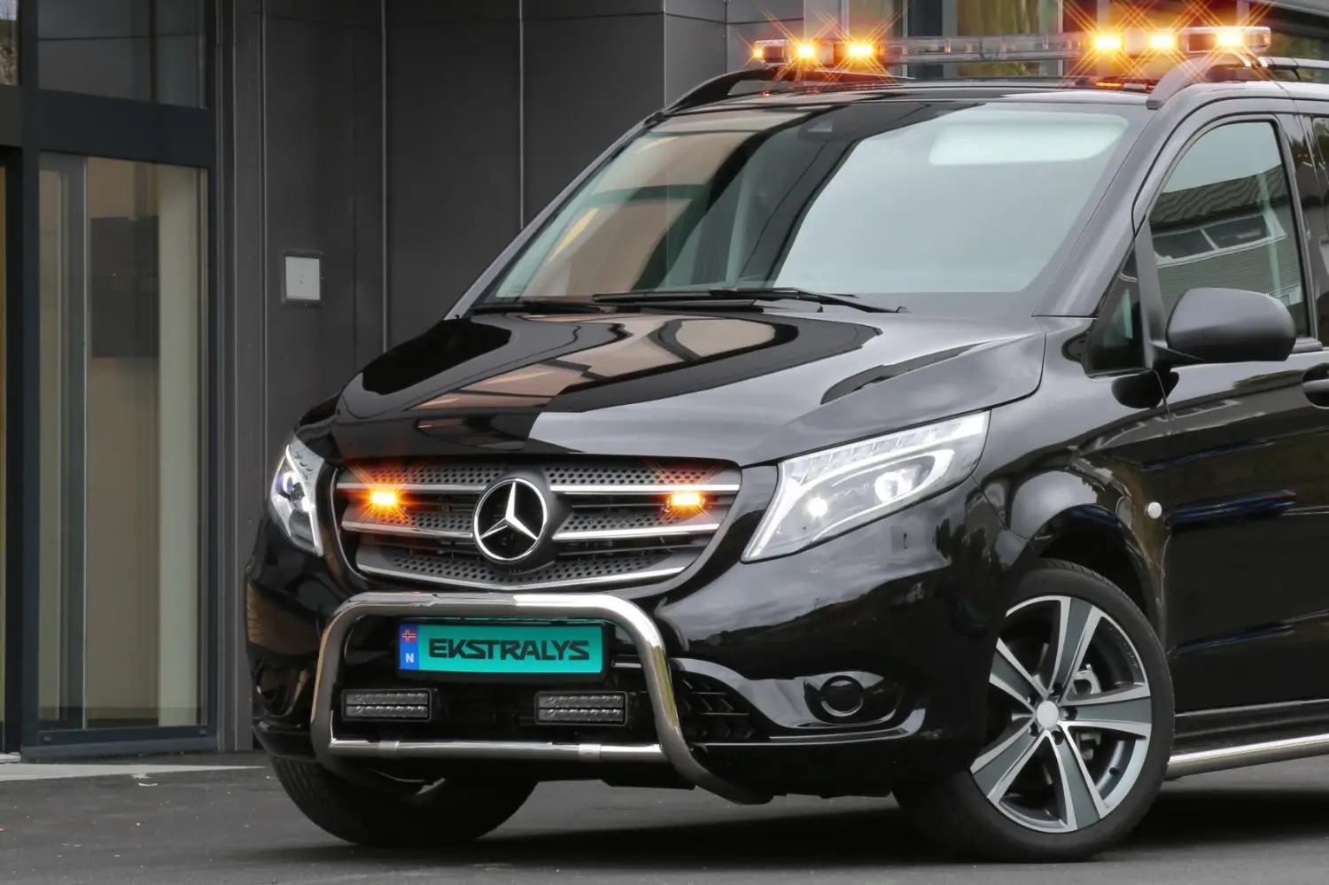 Lumen Helios SQ16 LED fjernlys 7 Lumen Helios SQ16 LED fjernlys - Bilde 7